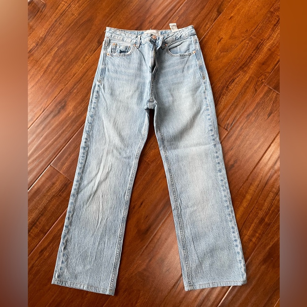 Stradivarius Light Blue Cropped Straight Denim Jeans